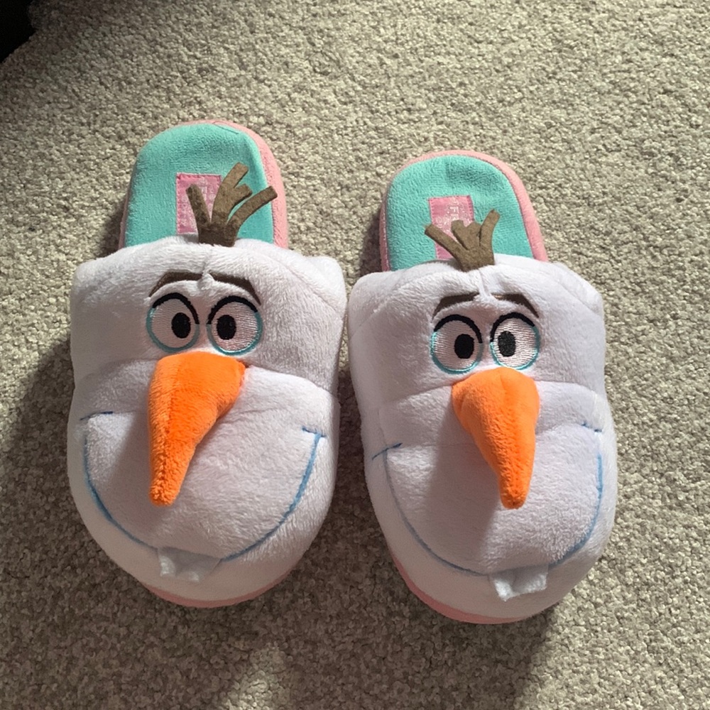 Olaf Slippers